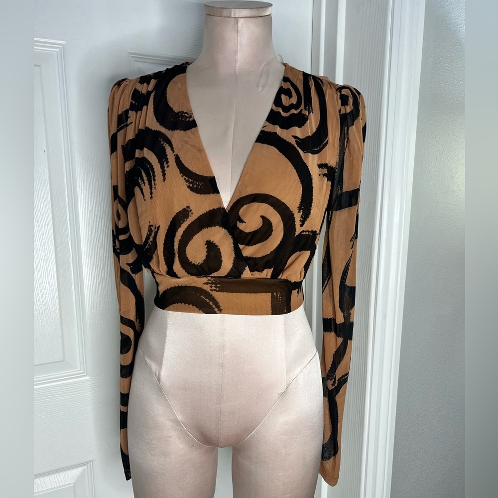 NWT Privy Printed Crop Top Sz L